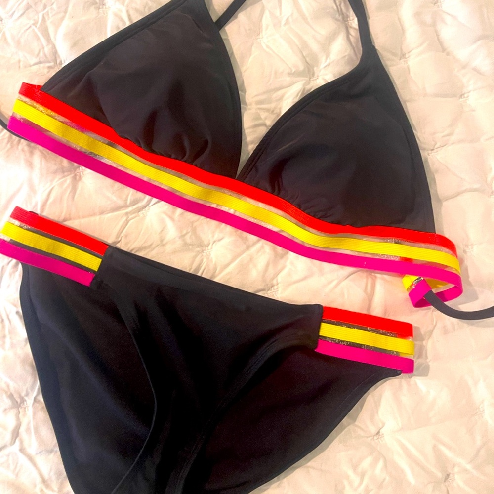 Xhilaration Women’s neon striped bikini never worn!  Large top and small bottom